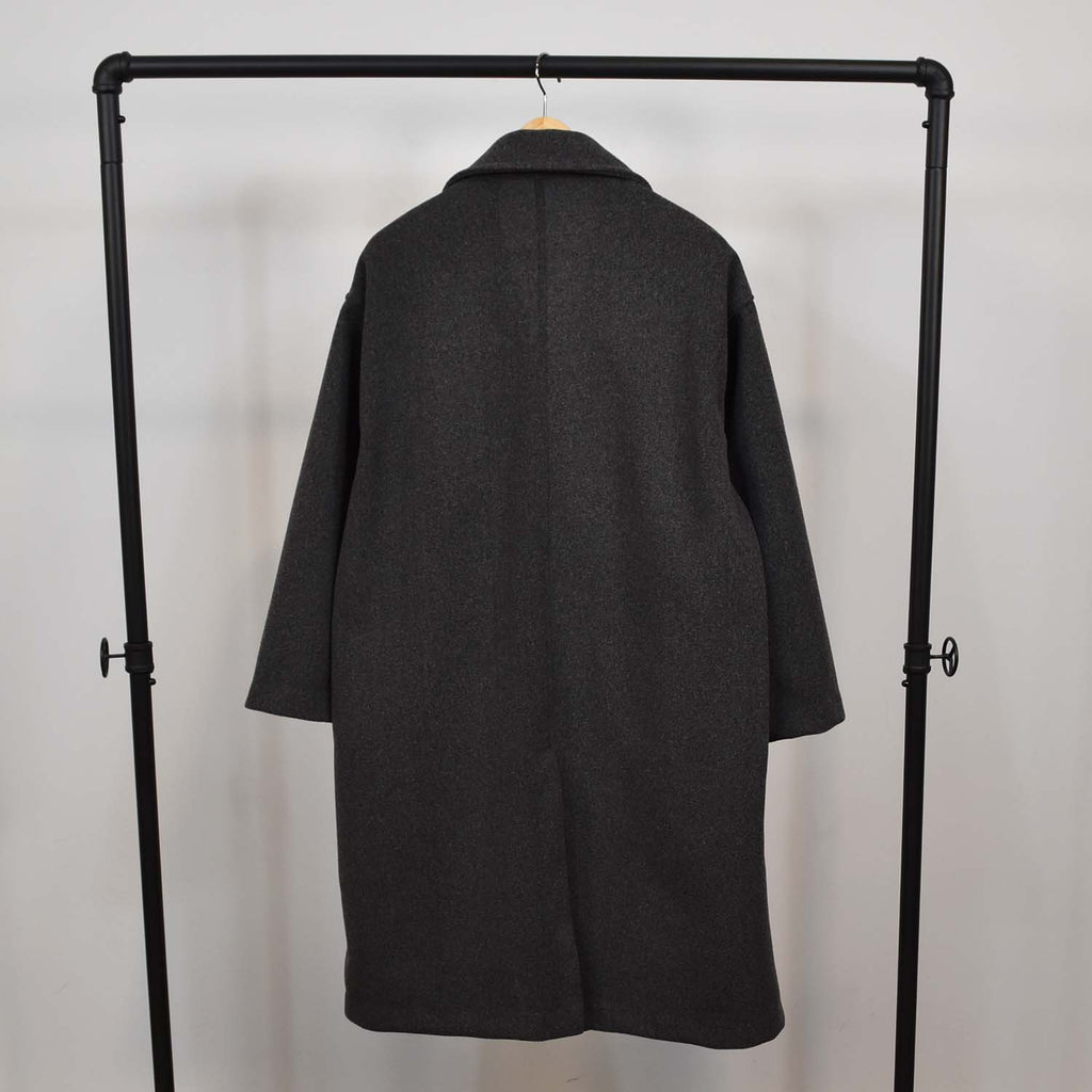 Abrigo oversize gris